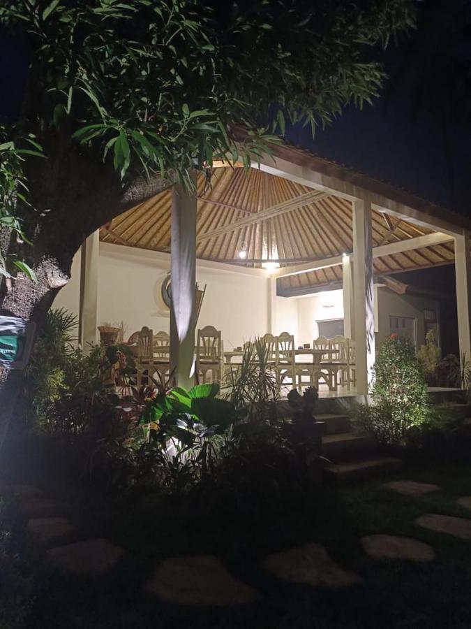 Utama Villas Beach Front Candidasa Exterior foto