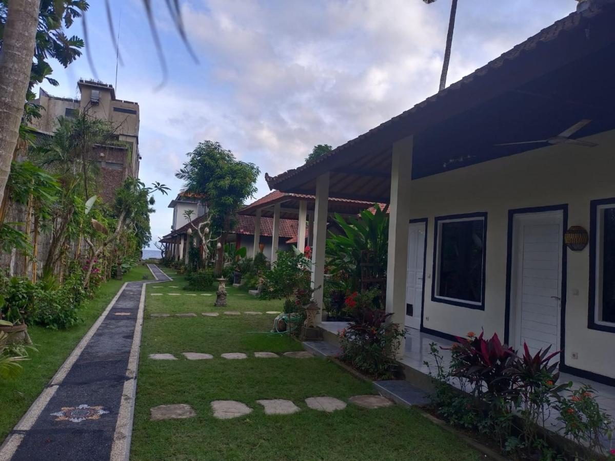 Utama Villas Beach Front Candidasa Exterior foto