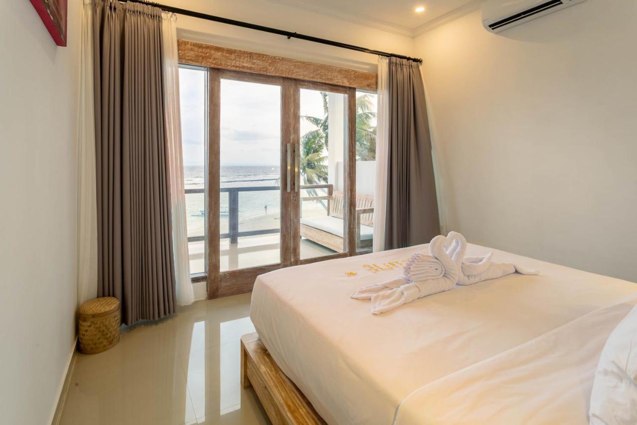 Utama Villas Beach Front Candidasa Exterior foto